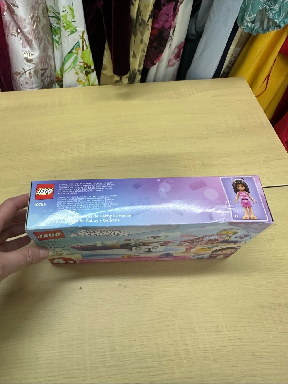 LEGO 10786 Gabby's Dollhouse Gabby & MerCat's & Spa Building Toy - Picture 5 of 9